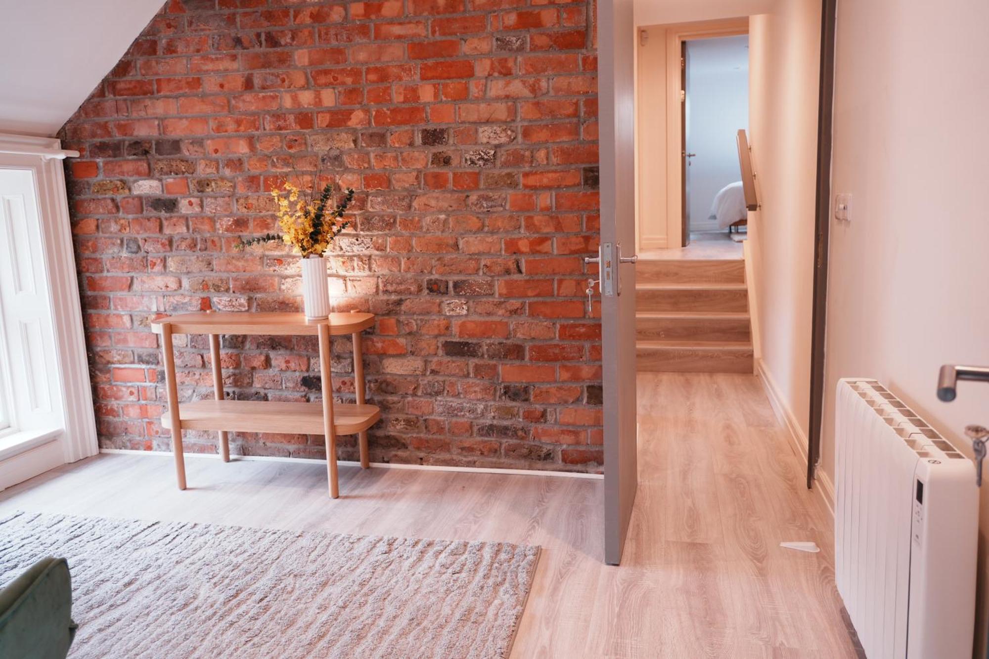 Spire Entire Attic Apartment No Kitchen Dublin Exteriör bild